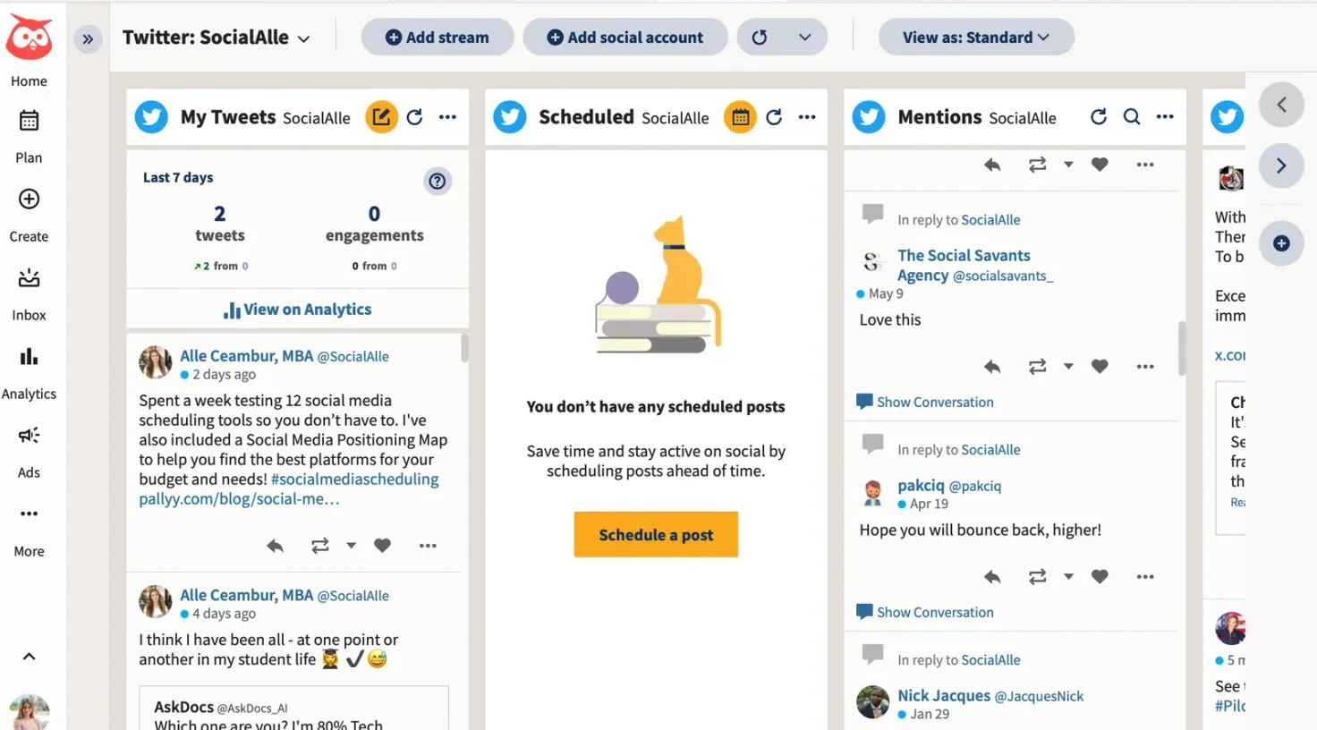 Hootsuite dashboard view